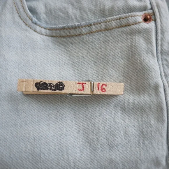 Abercrombie & Fitch The Baggy Low Rise Jeans Womens Long Raw Hem 27 / 4L - Picture 10 of 10